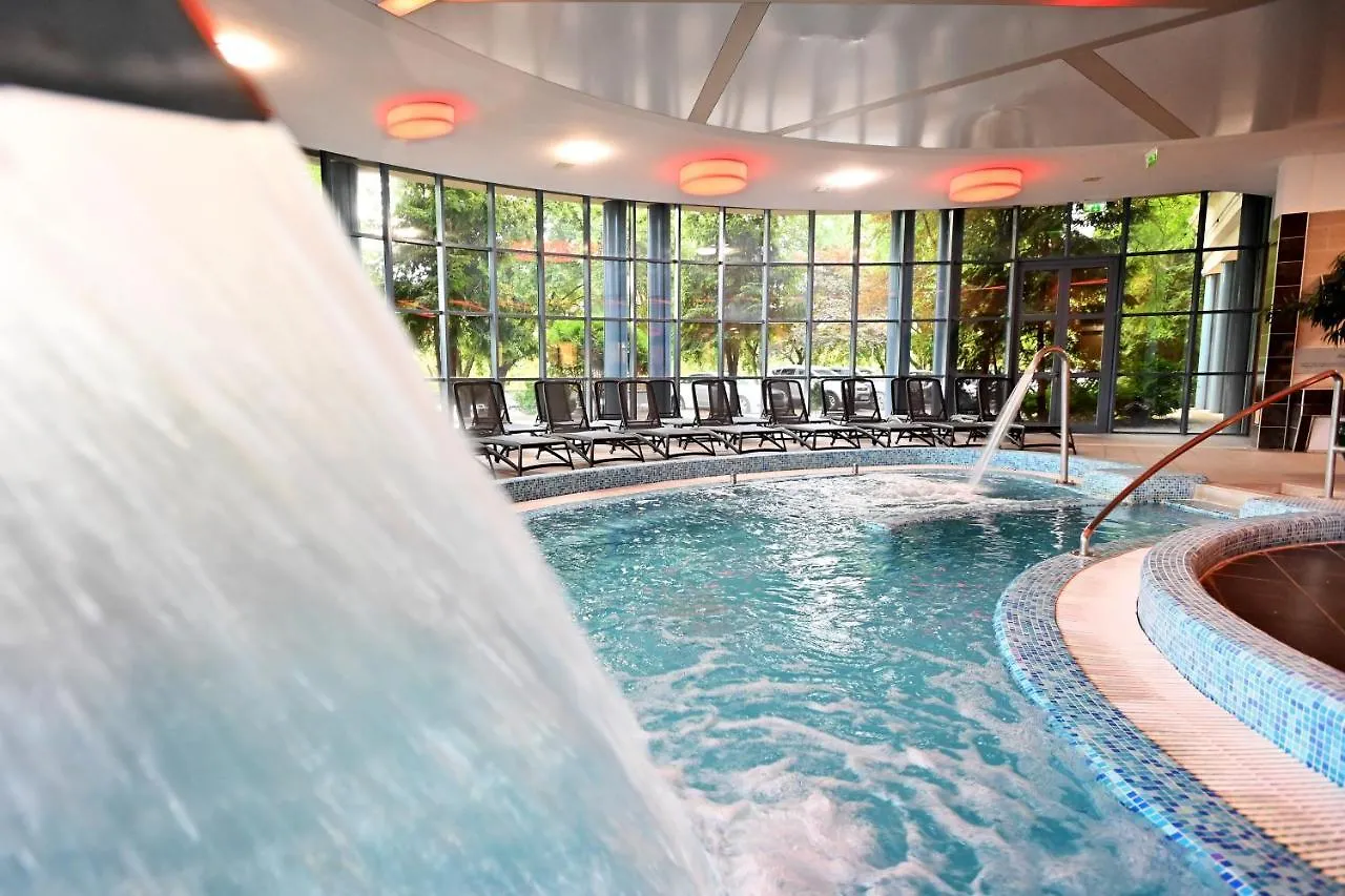 Hotel Eger & Park 4*,