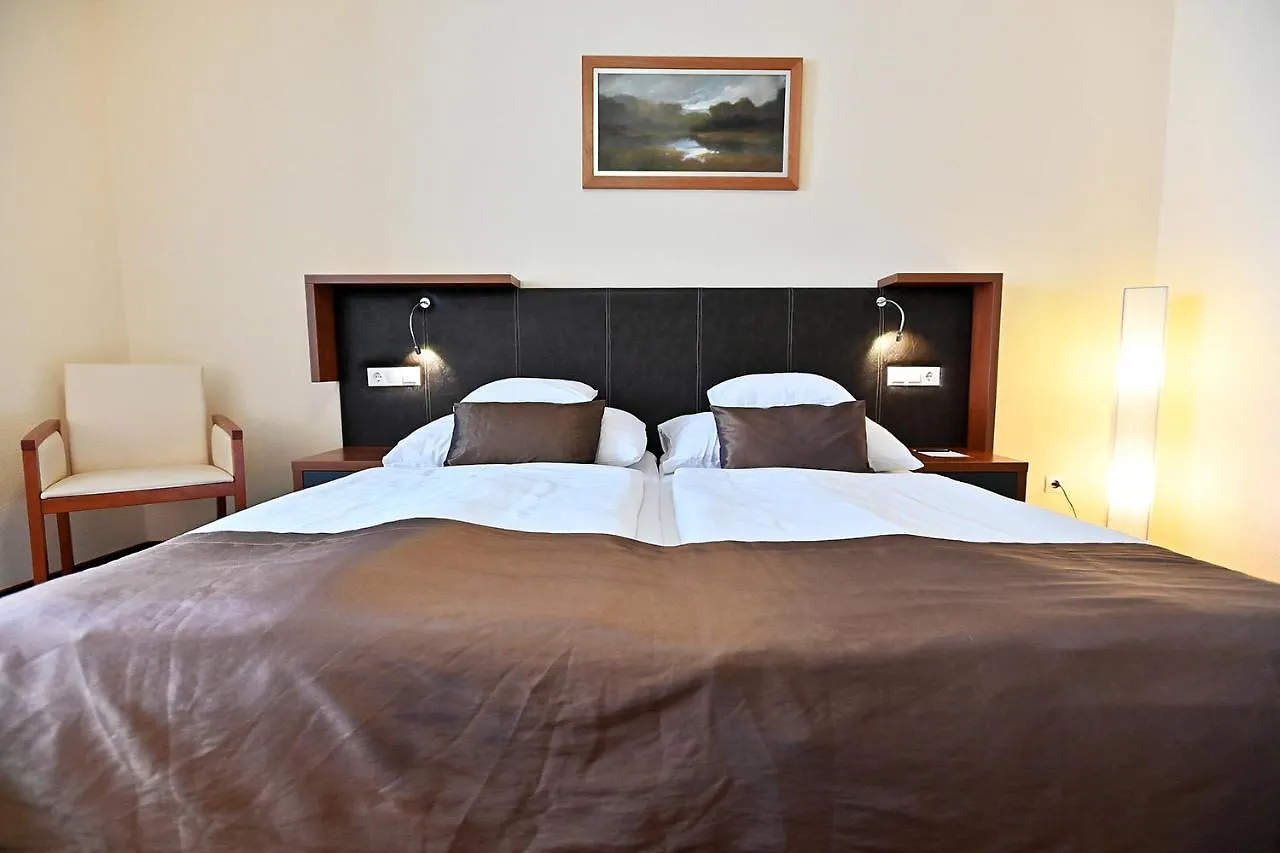 Hotel Eger & Park
